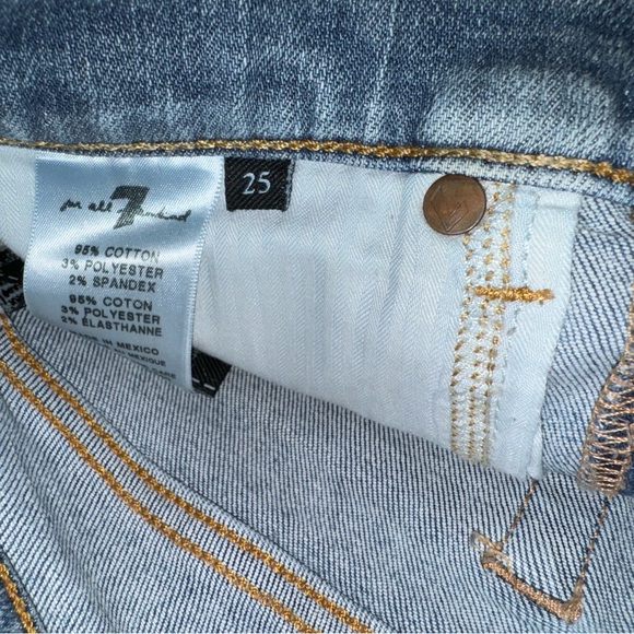 Women's Blue Jeans - Picture 3 of 8